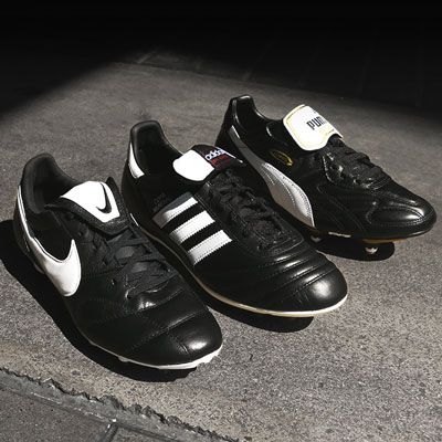 Zapatillas de best sale futbol antiguas