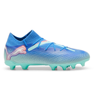 /1/0/107924-01_botas-de-futbol-con-tacos-color-azul-puma-future-7-pro-fg-ag_1_pie-derecho.jpg