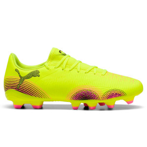 /1/0/108141-03_botas-de-futbol-con-tacos-color-amarillo-puma-future-8-play-fg-ag_1_pie-derecho.jpg