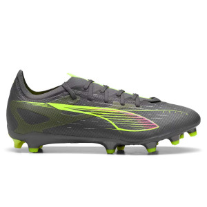 /1/0/108166-03_botas-de-futbol-con-tacos-color-gris-puma-ultra-5-match-fg-ag_1_pie-derecho.jpg