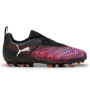 /1/0/108390-01_botas-de-futbol-para-cesped-artificial-color-negro-y-purpura-puma-future-8-match-ll-mg-jr_1_pie-derecho.jpg