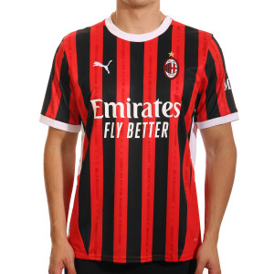 /7/7/774979-01_camiseta-color-rojo-y-negro-puma-milan-2024-2025-replica_1_completa-frontal.jpg