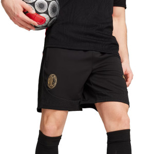 /7/7/778198-04_pantalon-corto-color-negro-puma-milan-entrenamiento_1_completa-frontal.jpg