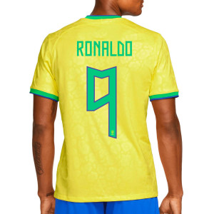 /D/N/DN0680-741-R09_camiseta-color-amarillo-nike-brasil-ronaldo-2022-2023-dri-fit-stadium_1_completa-frontal.jpg