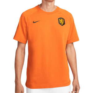/D/N/DN1064-893_camiseta-color-naranja-nike-holanda-travel_1_completa-frontal.jpg