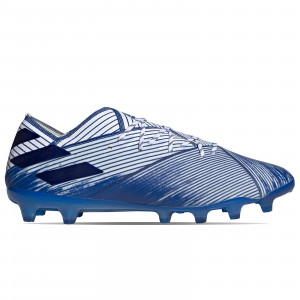 /E/G/EG7334_imagen-de-las-botas-de-futbol-con-tacos-adidas-NEMEZIZ-19.1-AG-2020-azul_1_pie-derecho.jpg
