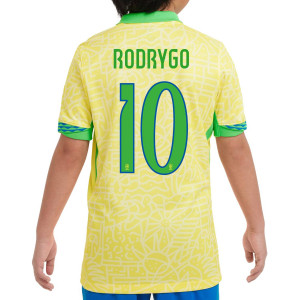 /F/J/FJ4409-706-10R.A_camiseta-color-amarillo-nike-brasil-nino-rodrygo-stadium-24-25-dri-fit_1_completa-frontal.jpg
