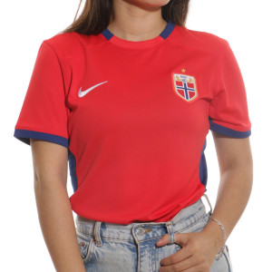 /F/J/FJ9375-679_camiseta-color-rojo-nike-noruega-mujer-dri-fit-stadium-wwc-2023_1_completa-frontal.jpg