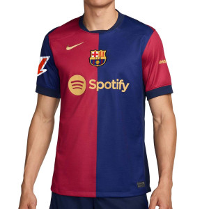 /F/N/FN8797-456-LL_camiseta-color-azul-y-rojo-nike-barcelona-stadium-24-25-df-liga_1_completa-frontal.jpg