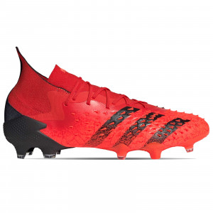 /F/Y/FY6256_botas-de-futbol-color-rojo-adidas-predator-freak--1-fg_1_pie-derecho.jpg