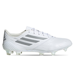 Aleta término análogo Arthur Conan Doyle Botas fútbol adidas F50 adizero 4 Leather FG blancas | futbolmania