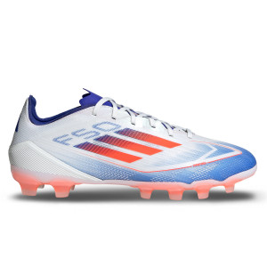 /I/F/IF1325_botas-de-futbol-para-cesped-artificial-color-blanco-adidas-f50-pro-mg_1_pie-derecho.jpg