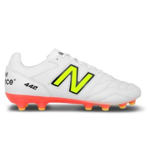 /M/S/MS41AMB2_botas-de-futbol-para-cesped-artificial-color-blanco-new-balance-442-v2-pro-fg_1_pie-derecho.jpg