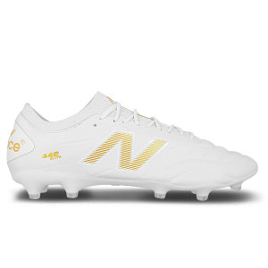 /M/S/MS41FEW2_botas-de-futbol-color-blanco-new-balance-442-v2-elite-fg_1_pie-derecho.jpg