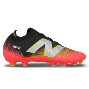 /S/T/ST1ALR45_botas-de-futbol-para-cesped-artificial-color-negro-y-rojo-new-balance-tekela-v4--pro-low-laced-ag_1_pie-derecho.jpg