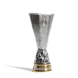 /U/E/UEFA-EL-150_trofeo-color-plata-y-gris-uefa-europa-league-150-mm_1_frontal.jpg