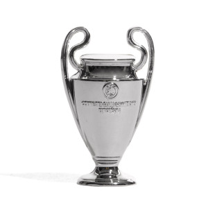 /U/E/UEFACL45_trofeo-color-z-plata-uefa-champions-league-45-mm_1_frontal.jpg