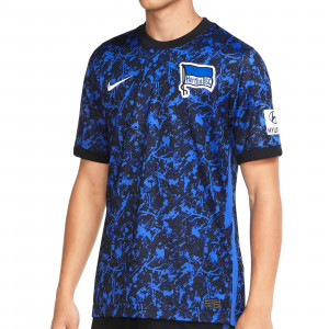 /c/d/cd4237-406_imagen-de-la-camiseta-de-futbol-segunda-equipacion-hertha-bsc-nike-stadium-2020-2021-azul-negro_1_frontal.jpg