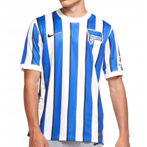 /c/d/cd4238-101_imagen-de-la-camiseta-de-futbol-primera-equipacion-nike-stadium-hertha-bsc-2020-2021-blanco-azul_1_frontal.jpg