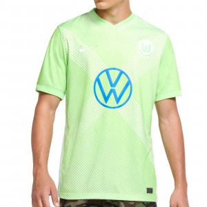 /c/d/cd4258-343_imagen-de-la-camiseta-de-futbol-nike-primera-equipacion-wolfsburgo-2020-2021-verde_1_frontal.jpg