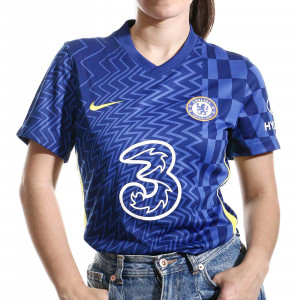 /c/v/cv8180-409_imagen-de-camiseta-futbol-nike-chelsea-2021-mujer_dri-fit-stadium-azul_1_frontal.jpg