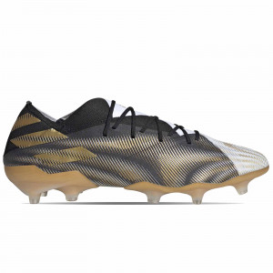 /e/h/eh0555_imagen-de-las-botas-de-futbol-adidas-nemeziz-.1-fg-2020-2021-negro-dorado_1_pie-derecho.jpg