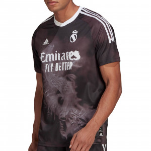 /g/j/gj9110_imagen-de-la-camiseta-de-futbol-del-real-madrid-adidas-human-race-2020-2021-negro_1_frontal.jpg