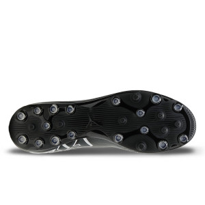/1/0/107725-02_botas-de-futbol-cesped-artificial-negras-puma-future-play-mg_2_suela-pie-derecho.jpg