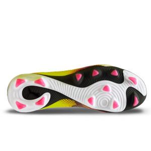 /1/0/108389-03_botas-de-futbol-amarillas-puma-future-8-pro-fg-ag-wn-s_2_suela-pie-derecho.jpg