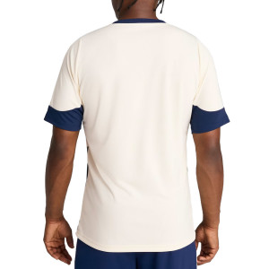 /7/7/779512-12_camiseta-beige-puma-portugal-entrenamiento_2_completa-trasera.jpg