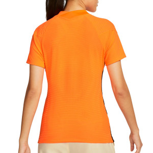 /C/V/CV5755-803_camiseta-naranja-nike-holanda-mujer-2022-2023-vapor-match_2_completa-trasera.jpg
