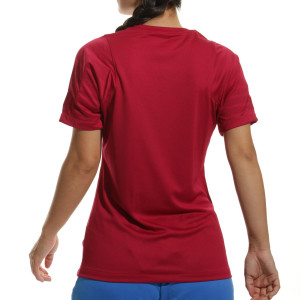/D/C/DC0734-621_imagen-de-la-camiseta-manga-corta-futbol-mujer-entrenamiento-fc-barcelona-Nike-_Dri-Fit-Strike-2021-rojo_2_trasera.jpg