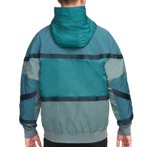 /D/D/DD8349-387_chaqueta-verde-oscura-nike-tottenham-sportswear-hoodie-woven_2_completa-trasera.jpg