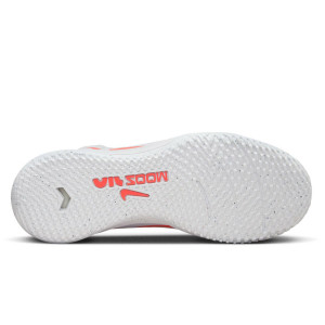/D/J/DJ5619-600_zapatillas-de-futbol-sala-rojas--blancas-nike-mercurial-jr-zoom-vapor-15-academy-ic_2_suela-pie-derecho.jpg