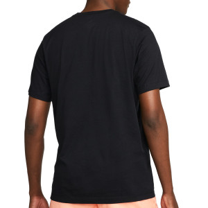 /D/M/DM2390-010_camiseta-negra-nike-sportswear-futura-brand-riff_2_completa-trasera.jpg