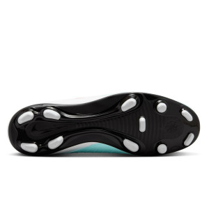 /F/J/FJ2557-300_botas-de-futbol-verde-turquesa-nike-phantom-gx-ii-club-fg-mg_2_suela-pie-derecho.jpg