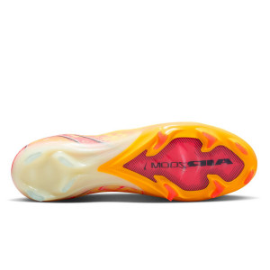 /F/Q/FQ8683-800_botas-de-futbol-con-tacos-naranjas--amarillas-nike-mercurial-zoom-vapor-16-elite-km-fg_2_suela-pie-derecho.jpg