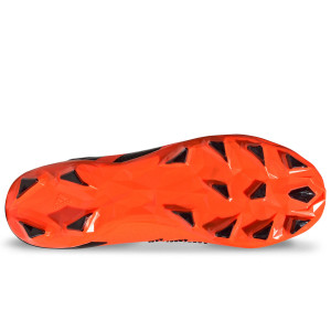 /G/W/GW4629_botas-de-futbol-con-tacos-naranja--negro-adidas-predator-accuracy-2-mg_2_suela-pie-derecho.jpg