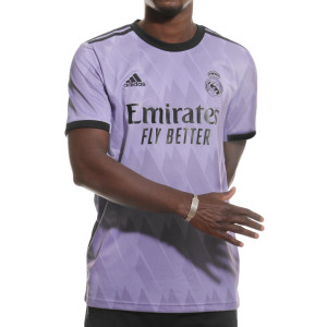 /H/1/H18489-9_camiseta-purpura-adidas-2a-real-madrid-benzema-2022-2023_2_completa-frontal.jpg
