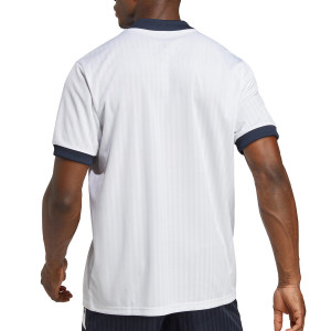 /H/T/HT6456_camiseta-blanca-adidas-real-madrid-icon_2_completa-trasera.jpg