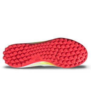 /I/E/IE3732_multitaco-blancas-adidas-f50-club-tf-j_2_suela-pie-derecho.jpg