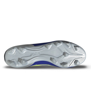 /I/H/IH0916_botas-de-futbol-plateadas-adidas-f50-club-fg-mg-messi_2_suela-pie-derecho.jpg