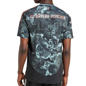 /I/Z/IZ3130_camiseta-negra-adidas-2a-bayern-2024-2025_2_completa-trasera.jpg