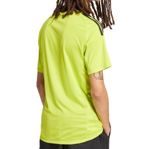 /J/E/JE3509_camiseta-verde-claro-adidas-3a-real-madrid-portero-2024-2025_2_completa-trasera.jpg