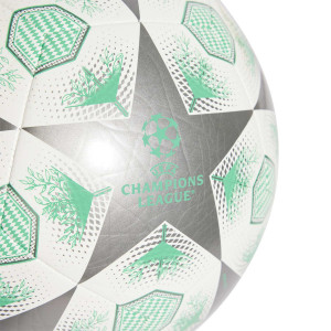 /J/H/JH1283-4_pelota-futbol-7-blanca--negra-adidas-champions-league-2024-2025-club-talla-4_2_detalle-campeonato.jpg