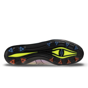 /P/1/P1GA2560-01_botas-de-futbol-con-tacos-negras-mizuno-alpha-2-japan-md_2_suela-pie-derecho.jpg