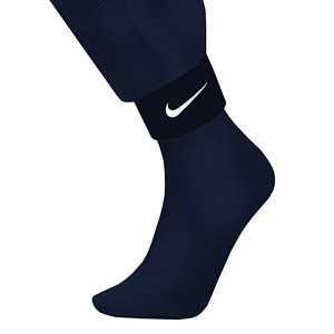 /S/E/SE0047-401_sujeta-espinilleras-azul-marino-nike-guard-stay-2_2_detalle.jpg