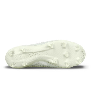 /S/F/SF1FG75_botas-de-futbol-con-tacos-grises-new-balance-furon-pro-fg-v7-_2_suela-pie-derecho.jpg