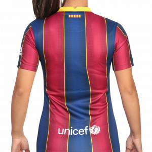 /c/d/cd4401-456_imagen-da-la-camiseta-de-manga-corta-de-la-primera-equipacion-mujer-fc-barcelona-nike-stadium--2020-2021-rojo-azul_2_trasera.jpg