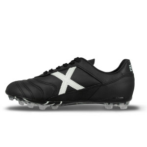 /2/1/2155033_botas-de-futbol-hierba-artificial-munich-mundial-2-0-ag-color-negro_3_interior-pie-derecho.jpg